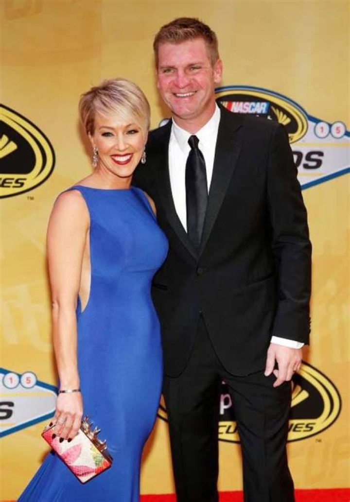 Clint Bowyer Fox Sports, Bio, Wiki, age, Height, Family, Wife, Toyota, Racing, Ryan Newman, Salary, and Net Worth