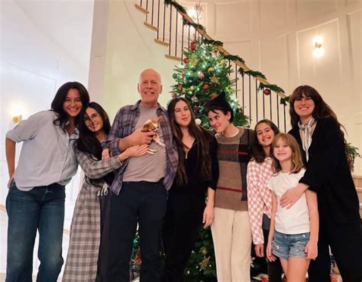 Lake Bell’s Life with Ex Husband and Children before Divorce and Chris Rock Relationship
