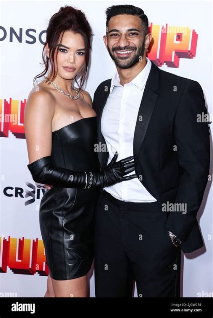 Paris Berelc & Boyfriend Show Age Doesn't Matter In Love - All Details