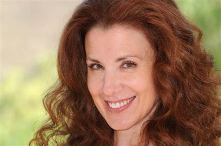 Suzie Plakson – Biography, Facts & Life Story