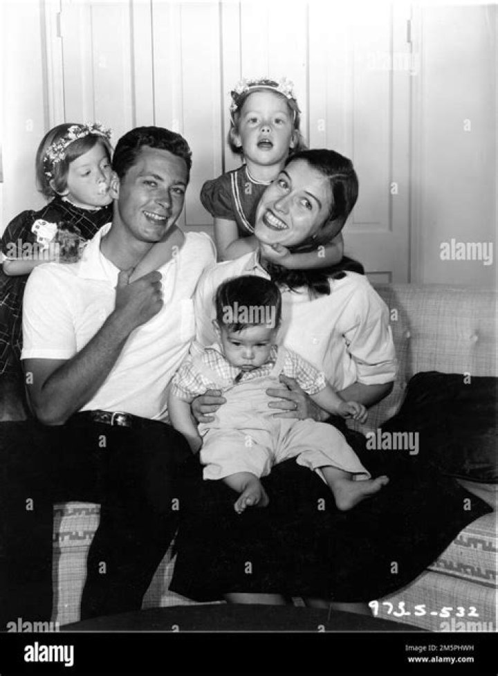 Why Fan Thinks John Kerr Related To Deborah Kerr? Family And Net worth